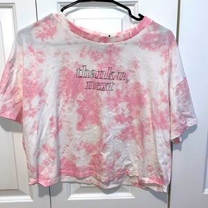Ariana grande t-shirt